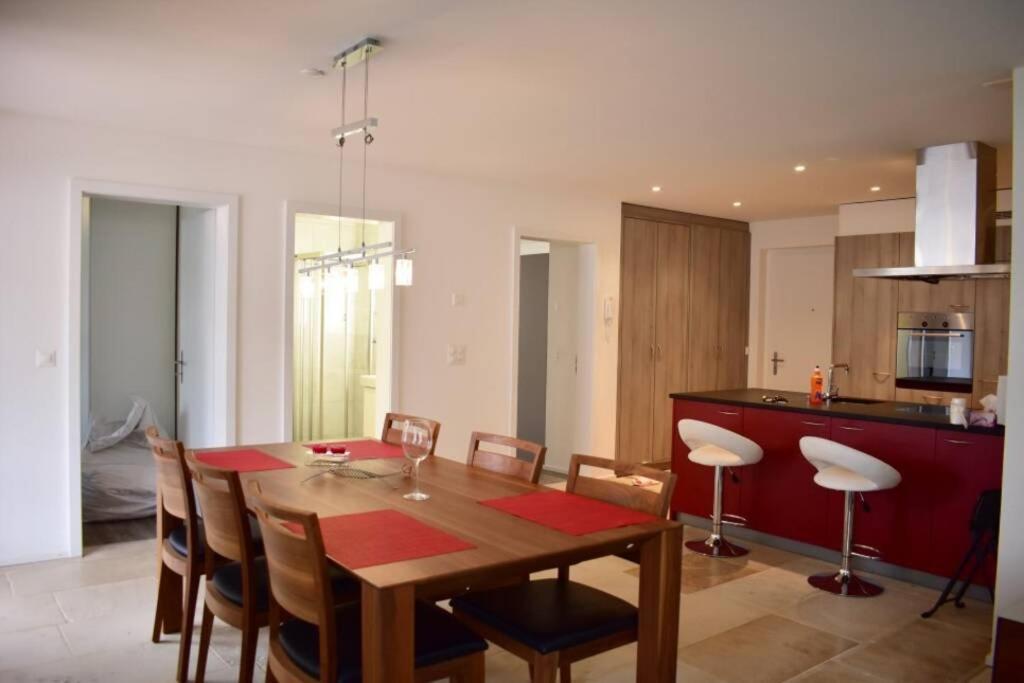 Modern Apartment 모던 펜션 Interlaken Bagian luar foto